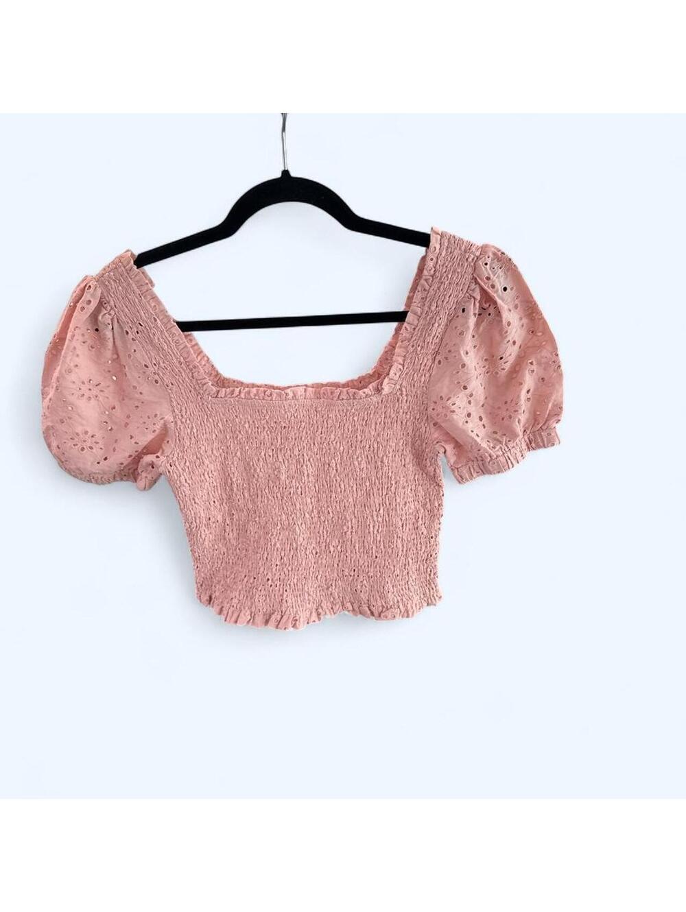 ASTR The Label Pink Smocked Puff Sleeve Crop Top
